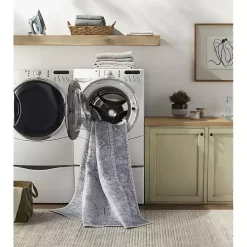 Amelie Silver Blue Classic Washable Area Rug, 8x12