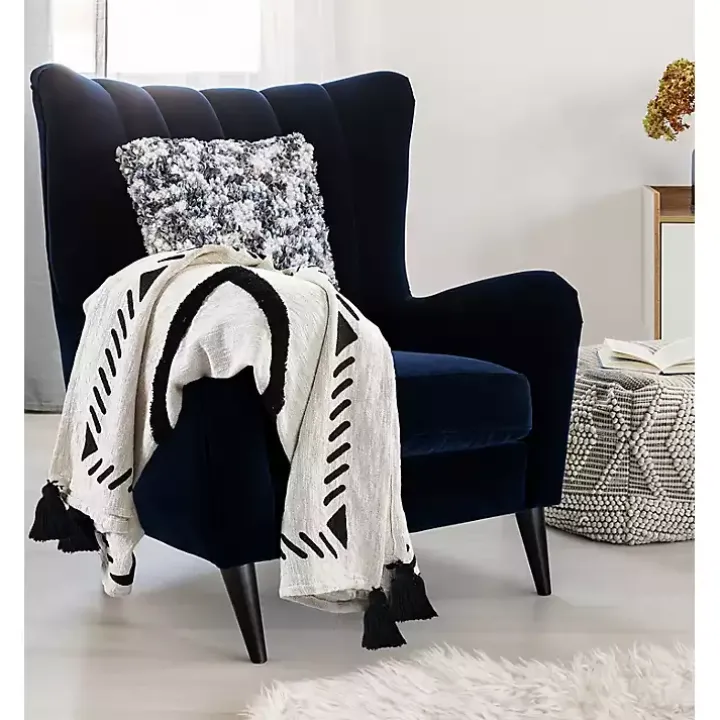 Anna Black And White Diamond Throw