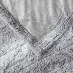 Beautyrest Gray Faux Fur Oversized Heated Throw