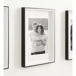 Black & White Gibson 4-pc. Gallery Wall Frame Set