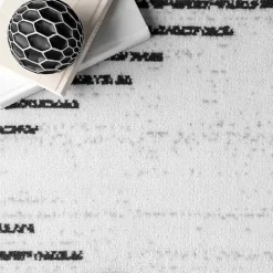 Black and Ivory Diamond Washable Area Rug, 3x5