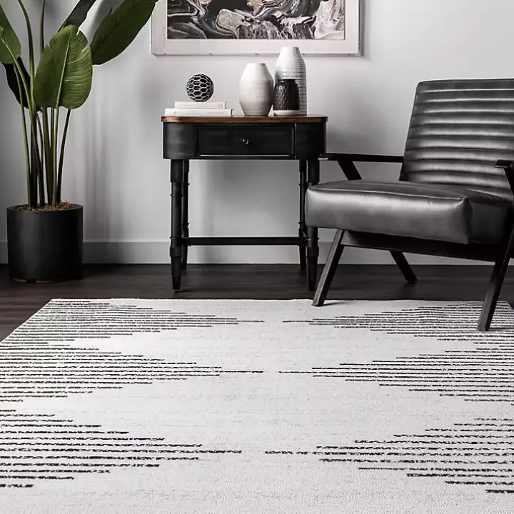 Black and Ivory Diamond Washable Area Rug, 4x6