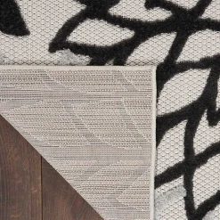 Black and White Floral Outdoor Area Rug, 5x7