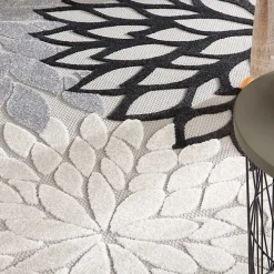 Black and White Floral Outdoor Area Rug, 7x10