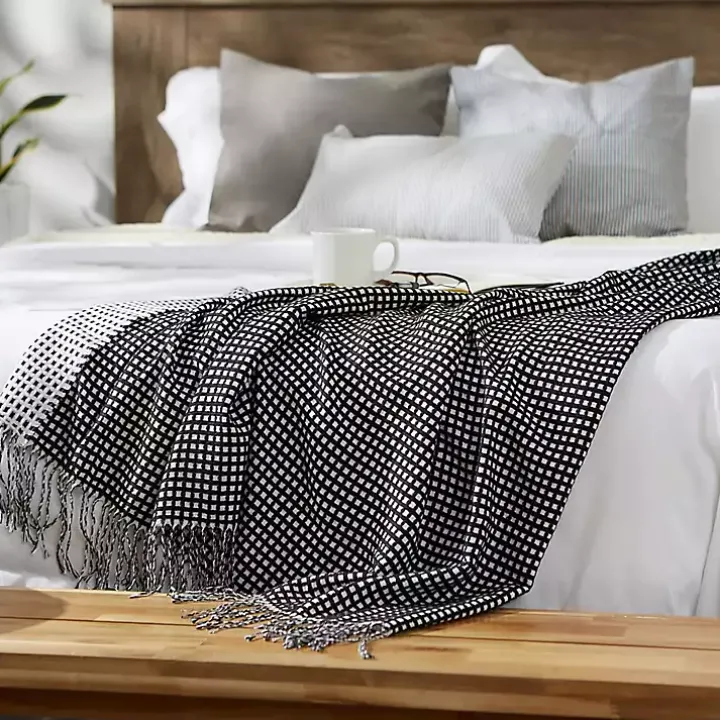 Black and White Waffle Knit Fringe Throw