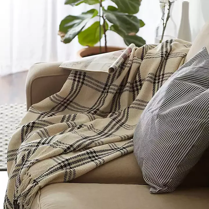 Black Plaid Fringe Throw