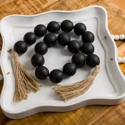 Black Ribbed Bead Garland