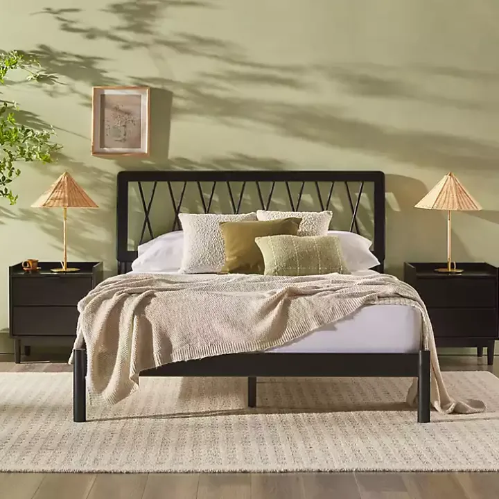 Black Wood Spindle Headboard Queen Bed