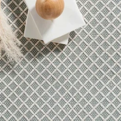 Blue & White Trellis Indoor/Outdoor Rug, 4x6