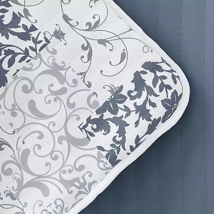 Blue Patchwork Reversible 3-pc. Queen Quilt Set