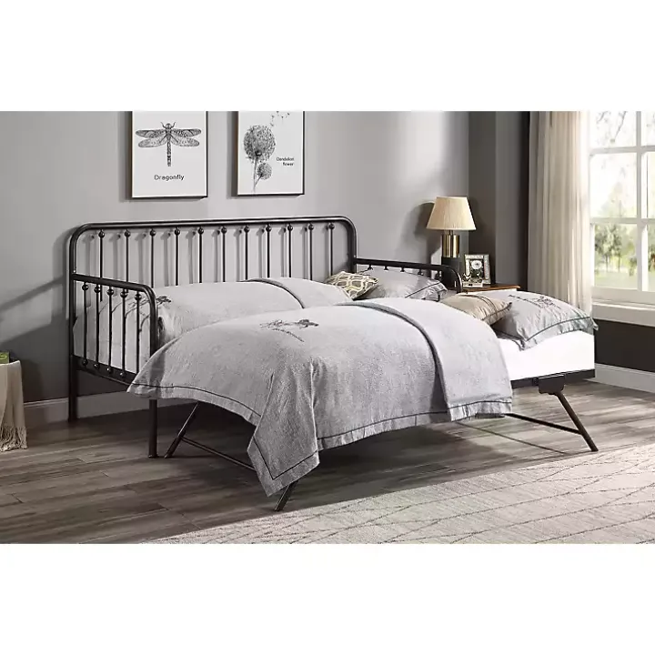 Bronze Spindleback Metal Trundle Day Bed