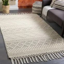 Cream Diamond Tassel Wool Area Rug, 5x7