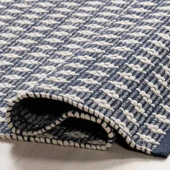 Dark Gray and Ivory Dainty Diamond Area Rug, 5x8