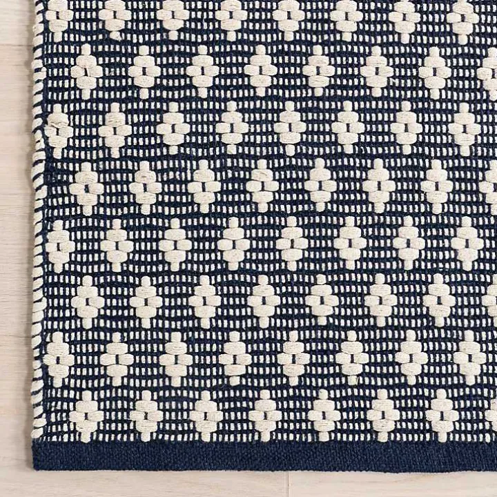 Dark Gray and Ivory Dainty Diamond Area Rug, 5x8