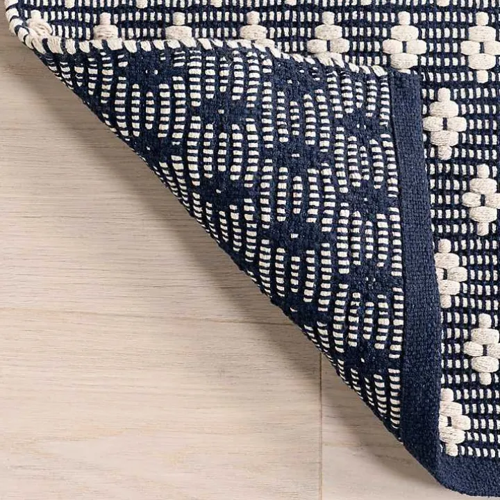 Dark Gray and Ivory Dainty Diamond Area Rug, 5x8