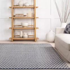 Dark Gray and Ivory Dainty Diamond Area Rug, 6x9