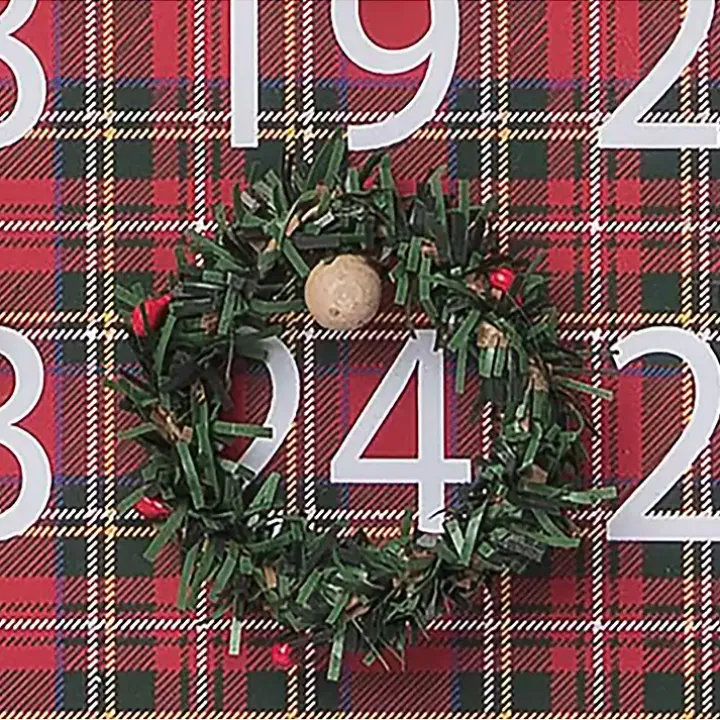 Framed Christmas Countdown Plaid Wall Plaque