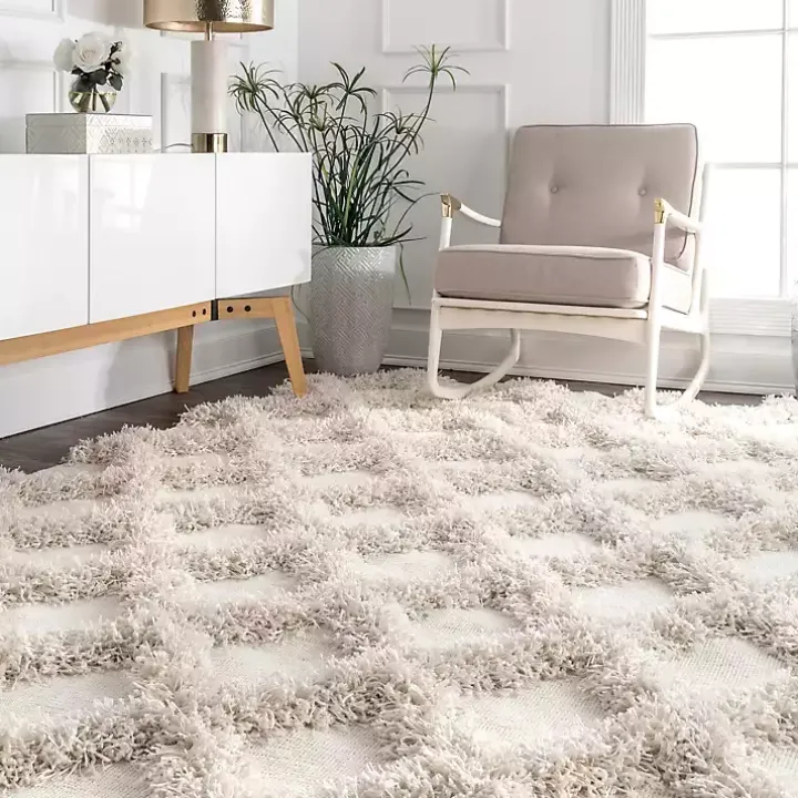 Francis Diamond Shaggy Area Rug, 4x6