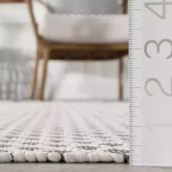 Gray & White Trellis Indoor/Outdoor Rug, 4x6