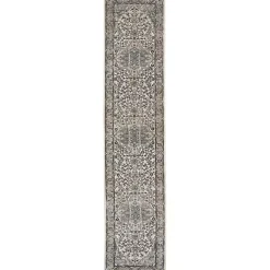 Gray and Ivory Nadia Medallion Runner, 2x10