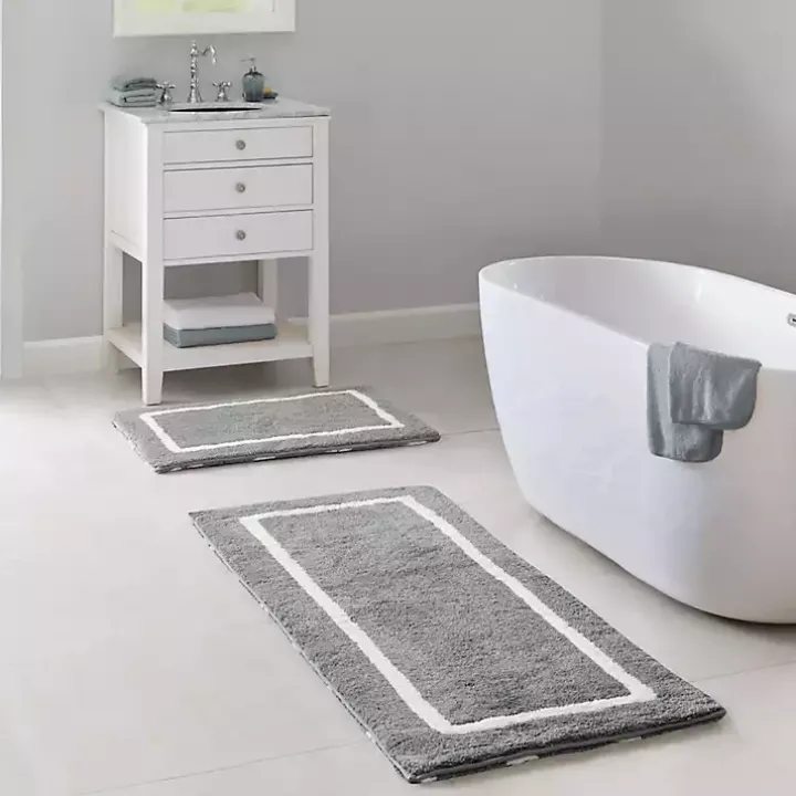 Gray Geometric Pattern Reversible Bath Mat, 34 in.