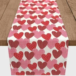 Heart Pattern Cotton Twill Valentine's Runner