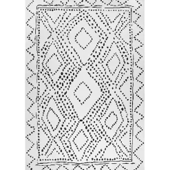 Ivory and Black Diamond Washable Area Rug, 4x6