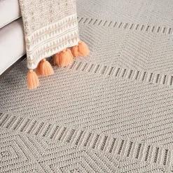 Ivory Chevron Diamond Tasseled Area Rug, 7x10