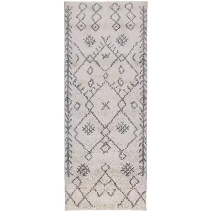 Ivory Geometric Runner