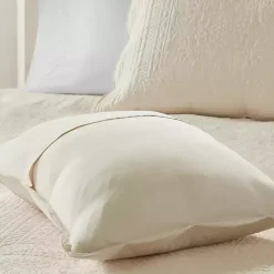 Ivory Scalloped Monica 3-pc. King Coverlet Set