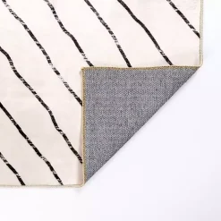 Julia Black and White Washable Area Rug, 5x8