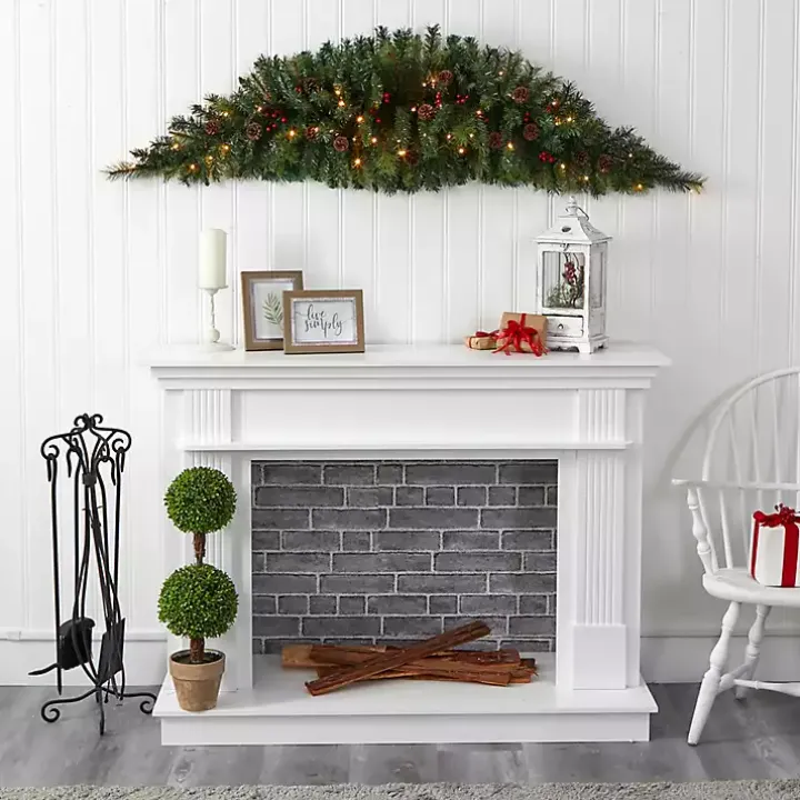 Pine and Berry LED Swag