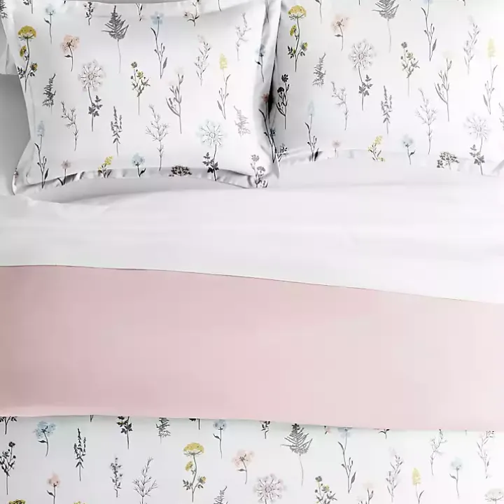 Soft Floral Reversible 3-pc. Queen Duvet Cover Set