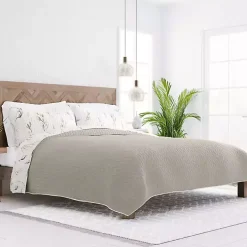 Watercolor Leaves Reversible 2-pc. Twin Quilt Set