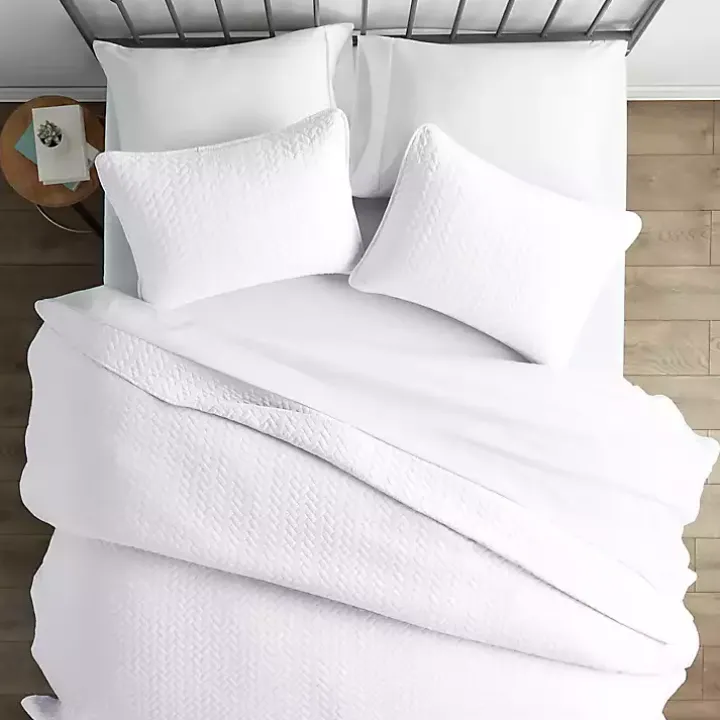 White Herringbone Quilted 3-pc. King Coverlet Set
