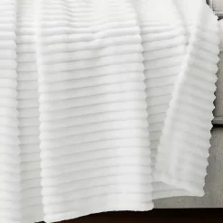 White Ribbed Ultra Soft Faux Fur Throw
