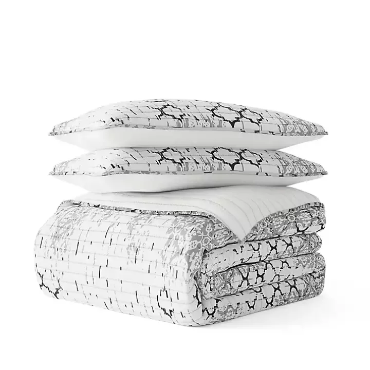 White Trellis Reversible 3-pc. Queen Quilt Set