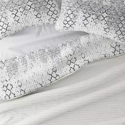 White Trellis Reversible 3-pc. Queen Quilt Set