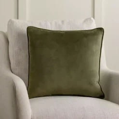 Yarn Fringe Christmas Tree Pillow